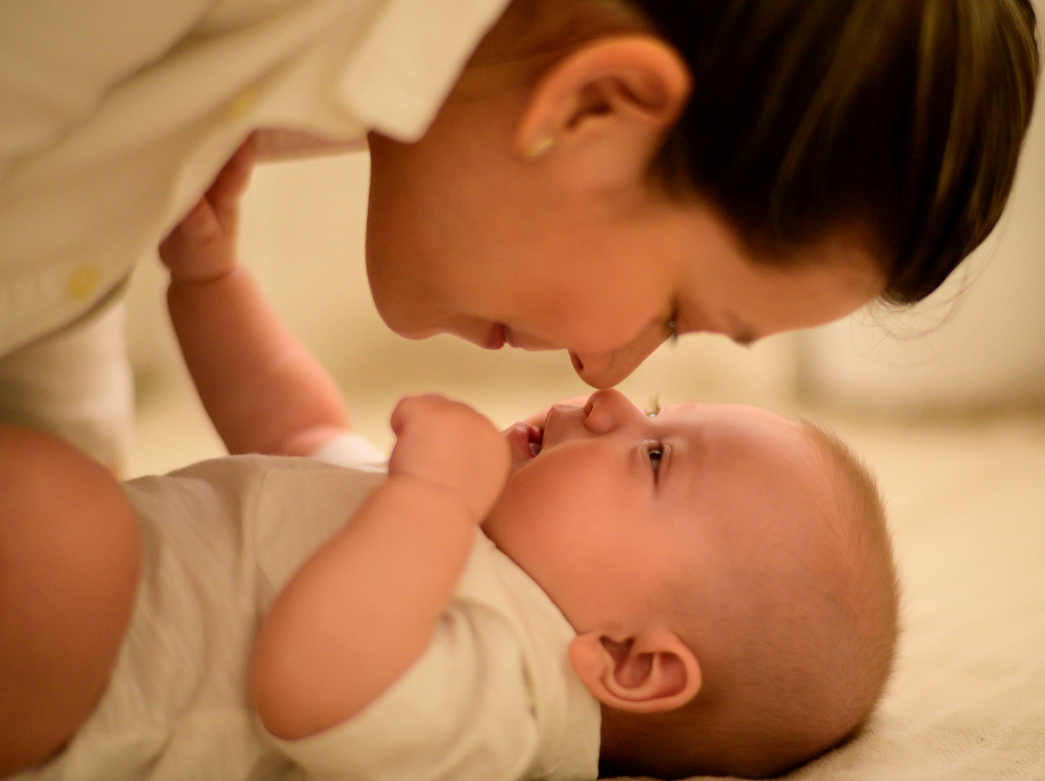 Comment soulager les maux de ventre de bébé causés par des gaz excessifs ?